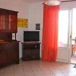 아파트 Elegante E Confortevole