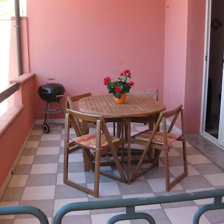 Apartment Elegante E Confortevole